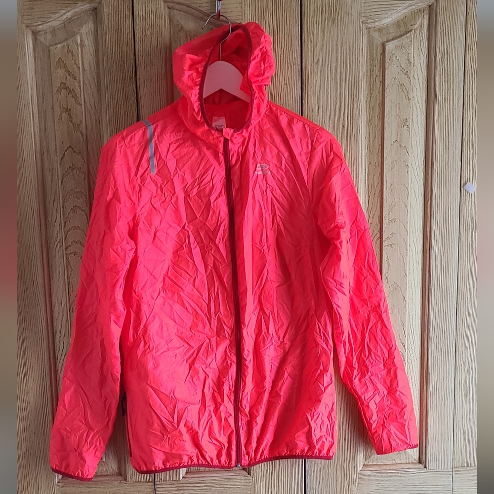 Windbreaker Packable jacket - Picture 6 of 8